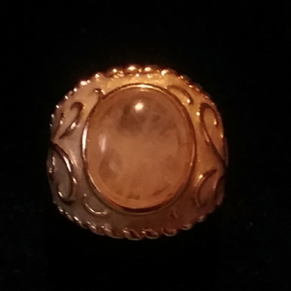 Amazing Genuine Pink Jade Gold & Enamel. 925 Stamped Ring Size 5